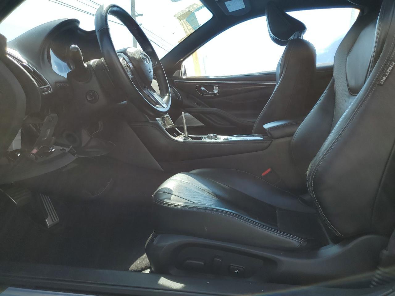 2017 INFINITI Q60