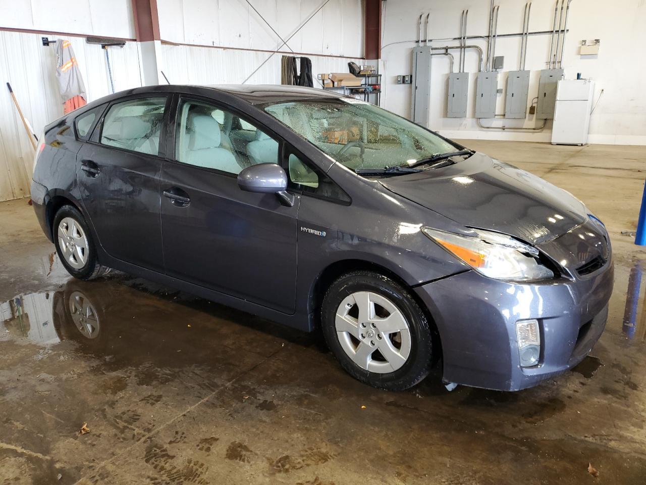 2010 TOYOTA PRIUS