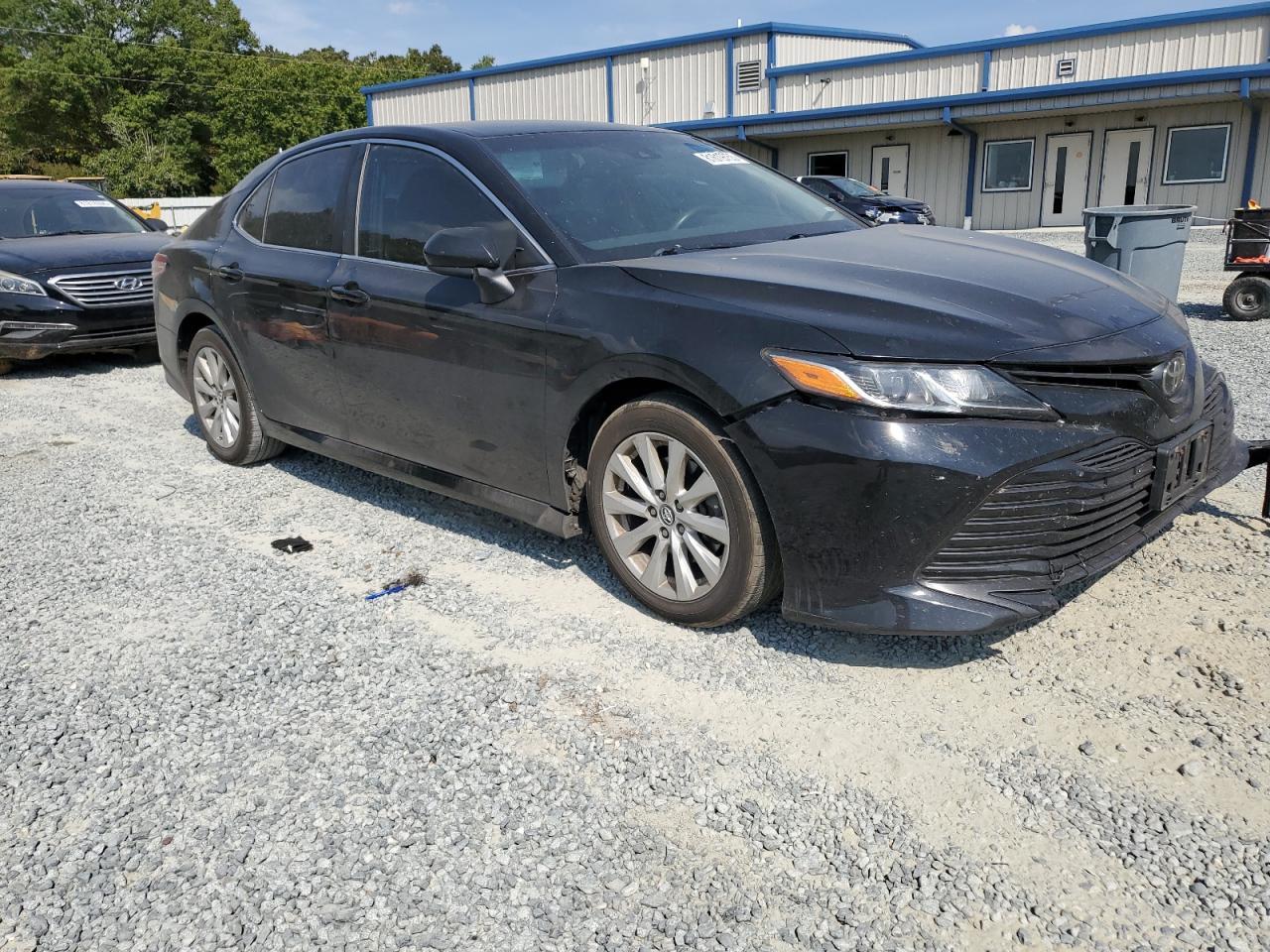 2018 TOYOTA CAMRY