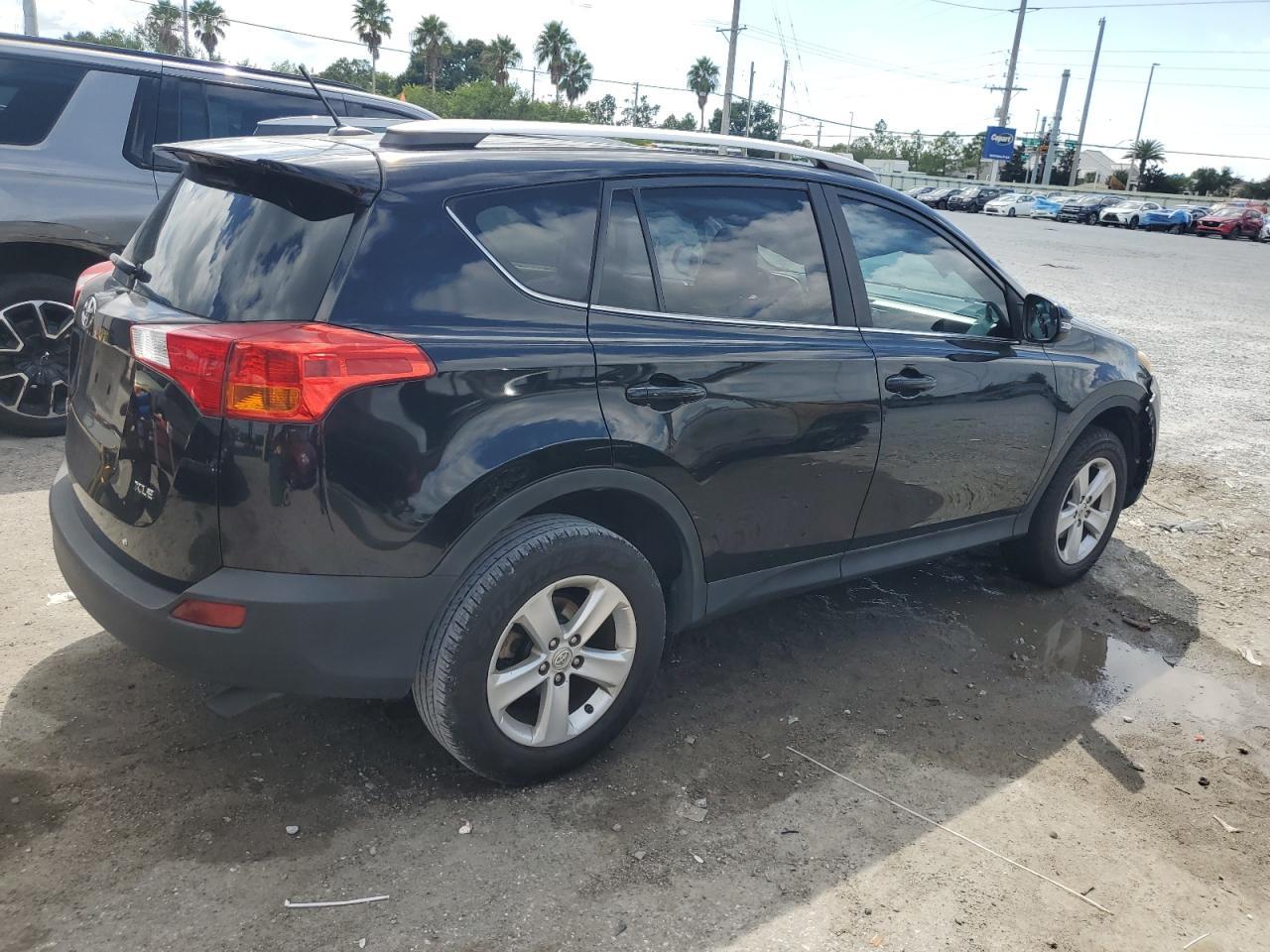 2014 TOYOTA RAV4