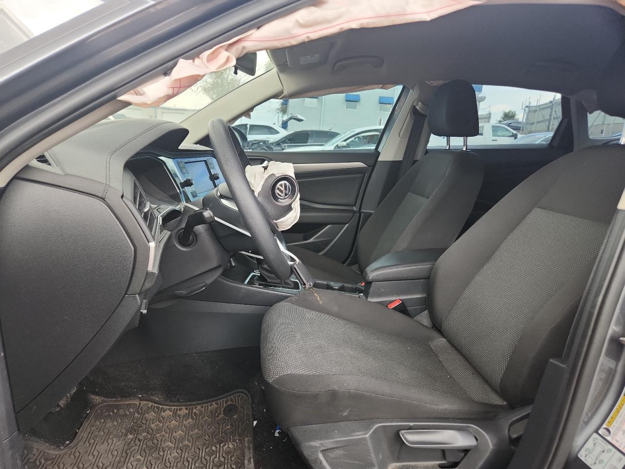 2019 VOLKSWAGEN JETTA
