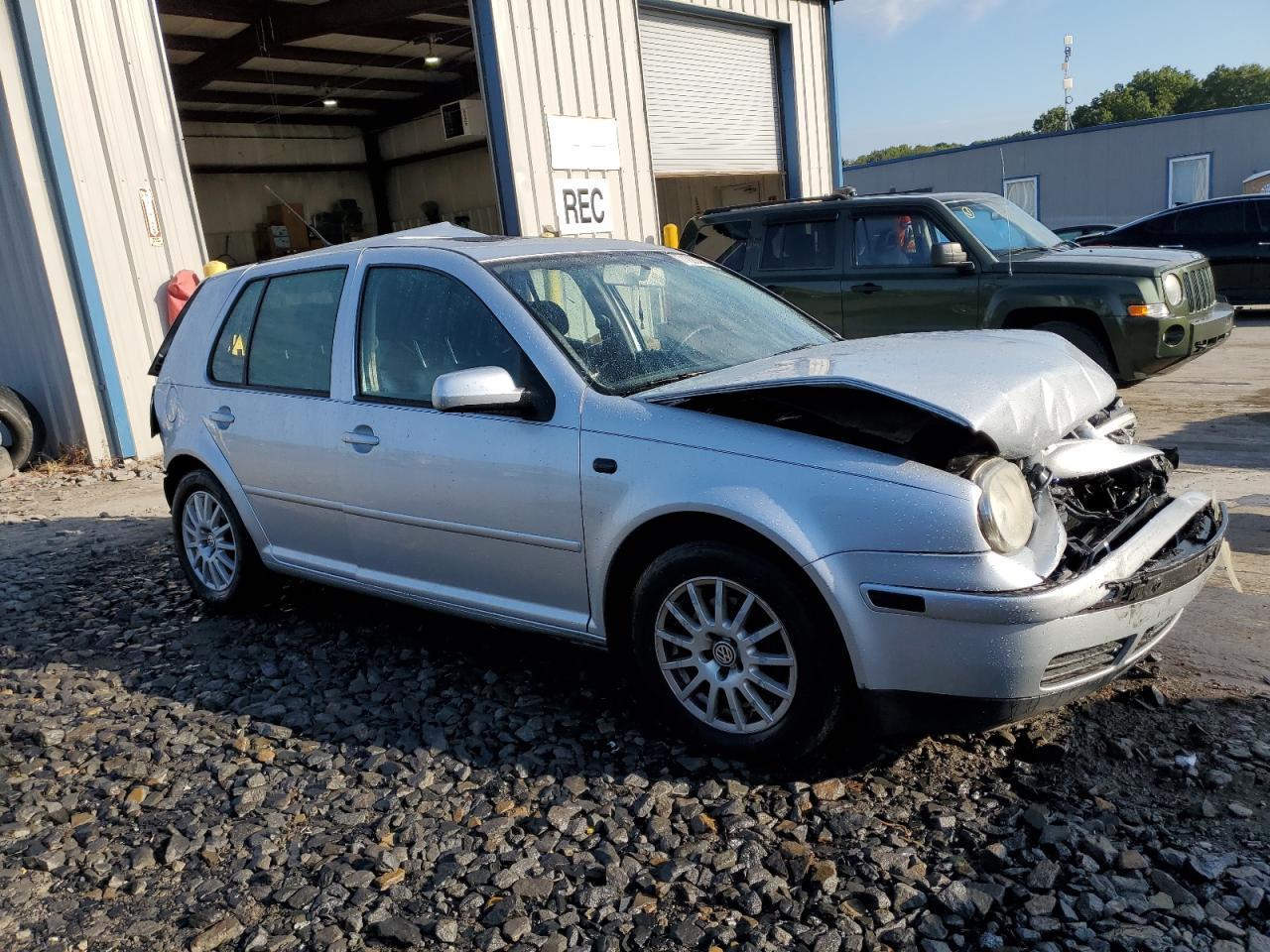 2006 VOLKSWAGEN GOLF