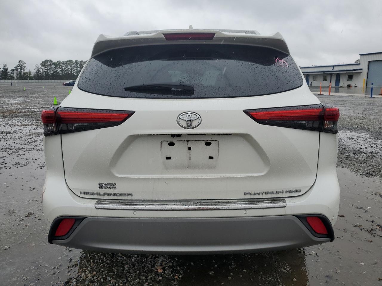 2021 TOYOTA HIGHLANDER
