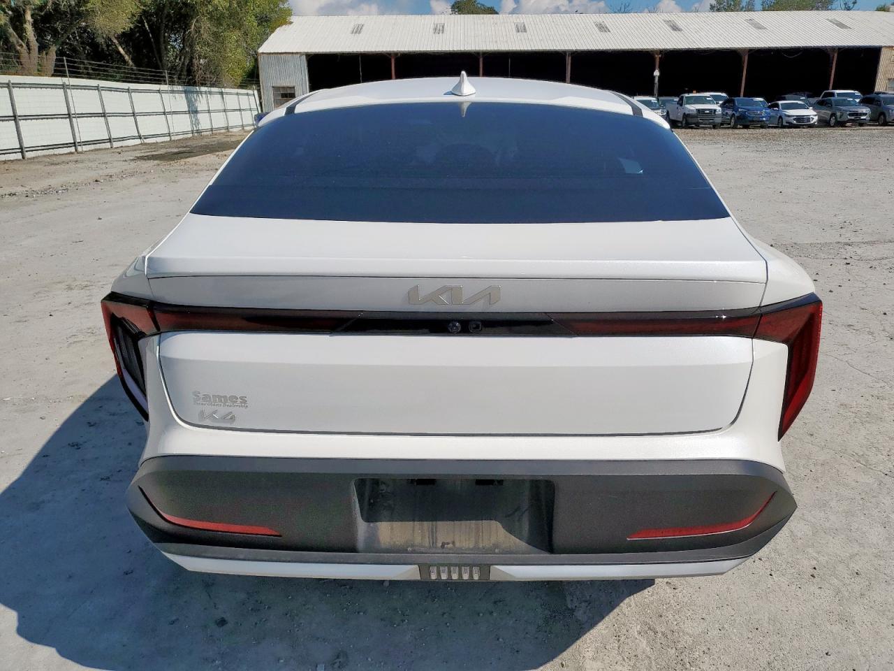 2025 KIA K4