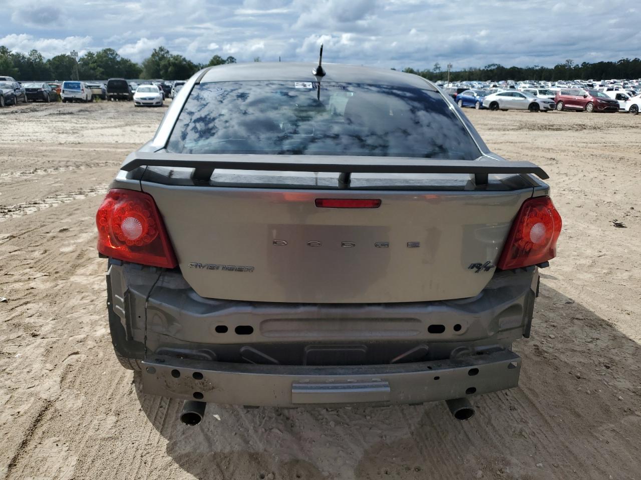 2013 DODGE Avenger