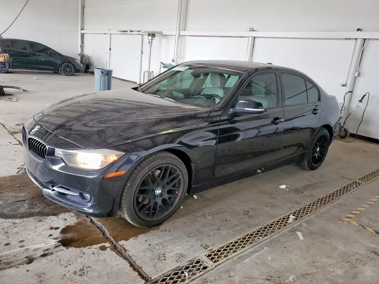 2013 BMW 3 SERIES