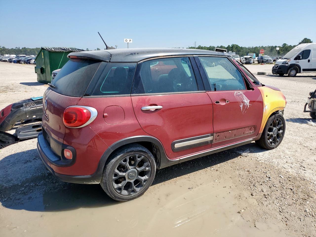 2015 FIAT 500L