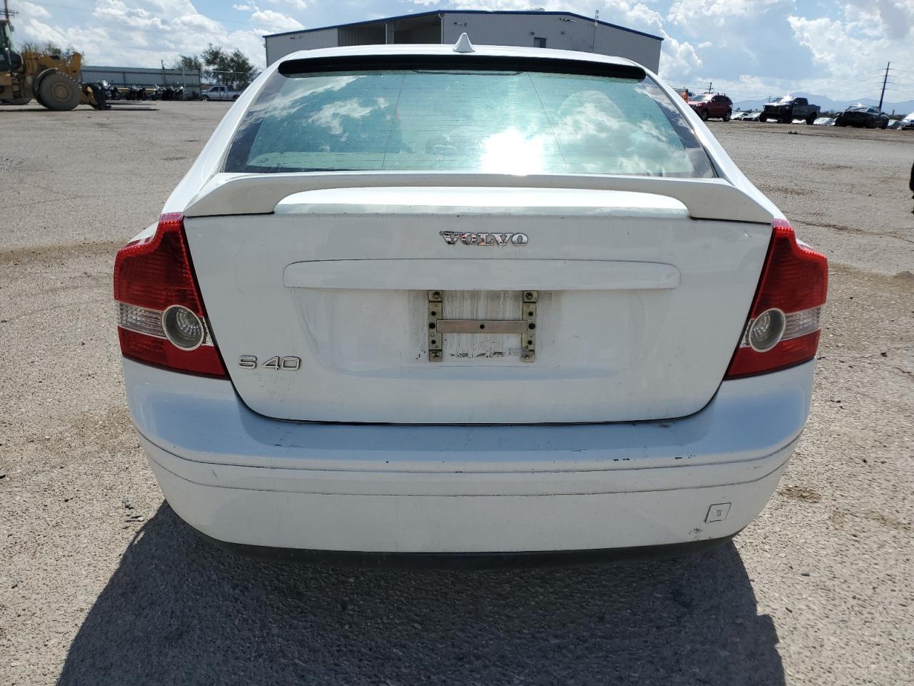 2006 VOLVO S40