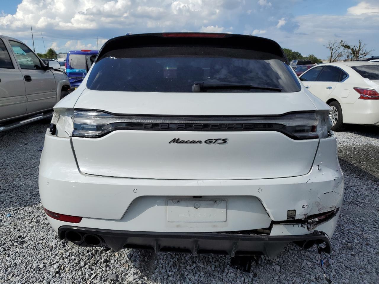 2021 PORSCHE Macan