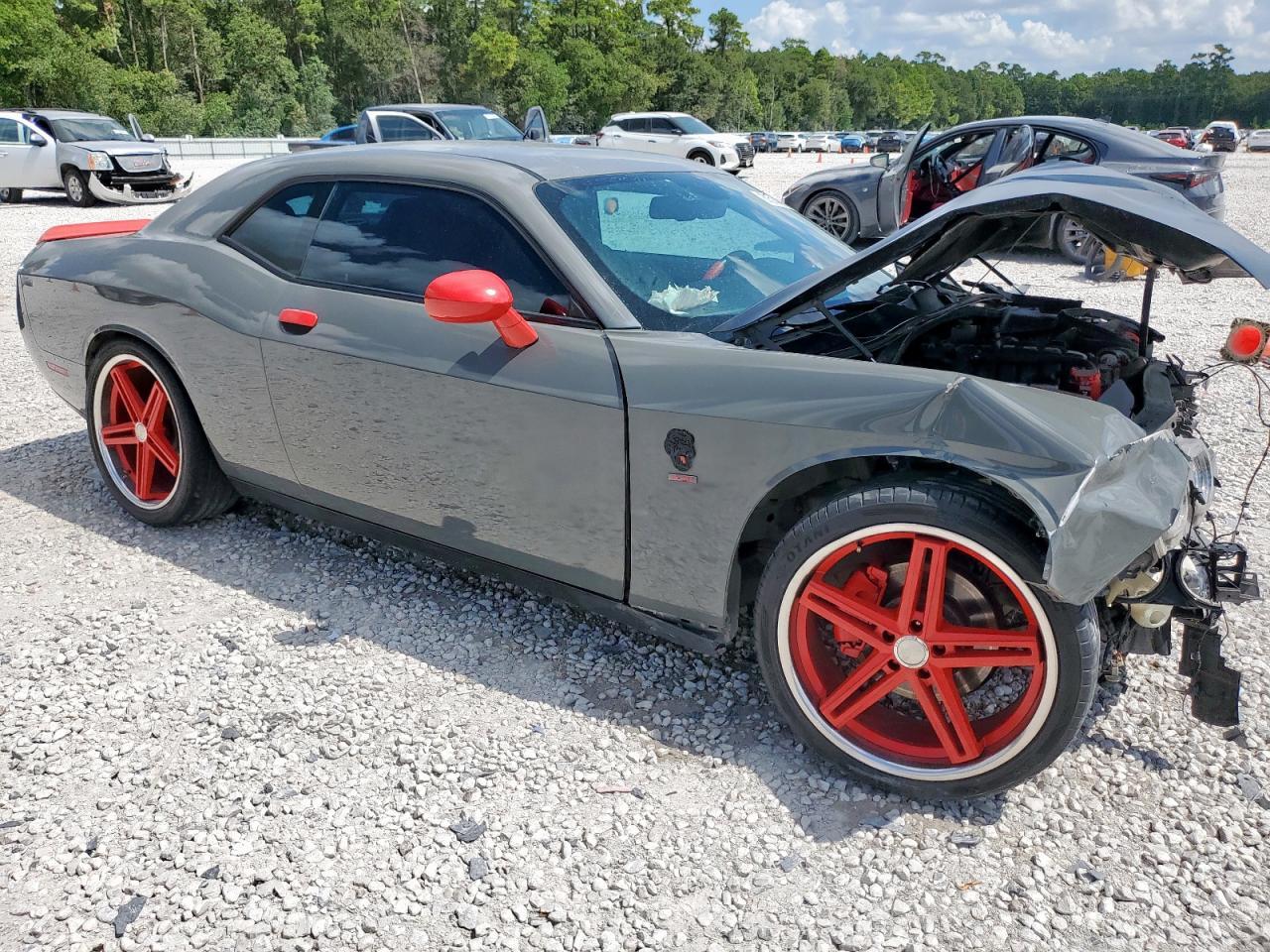 2017 DODGE Challenger
