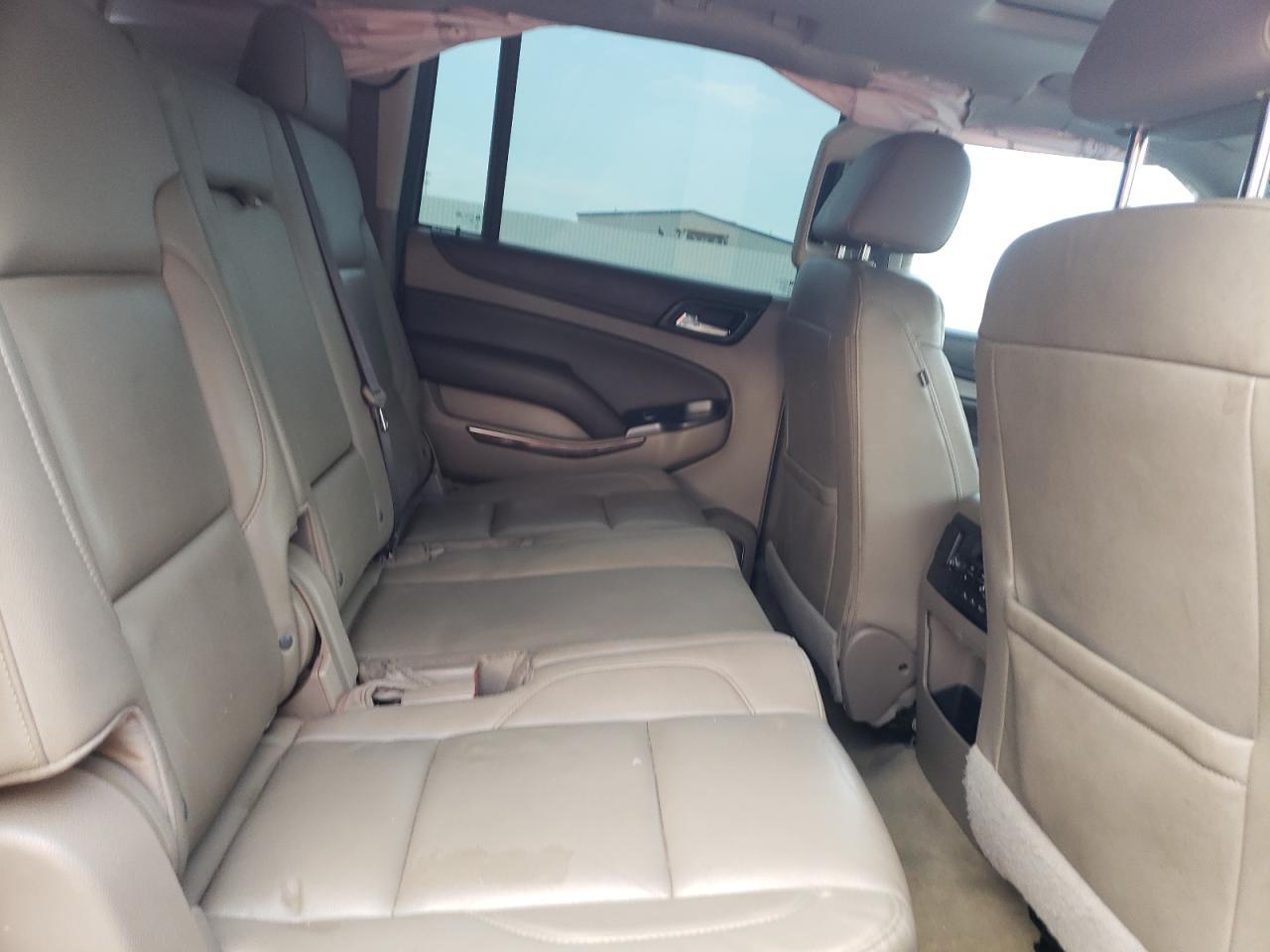 2017 CHEVROLET Suburban
