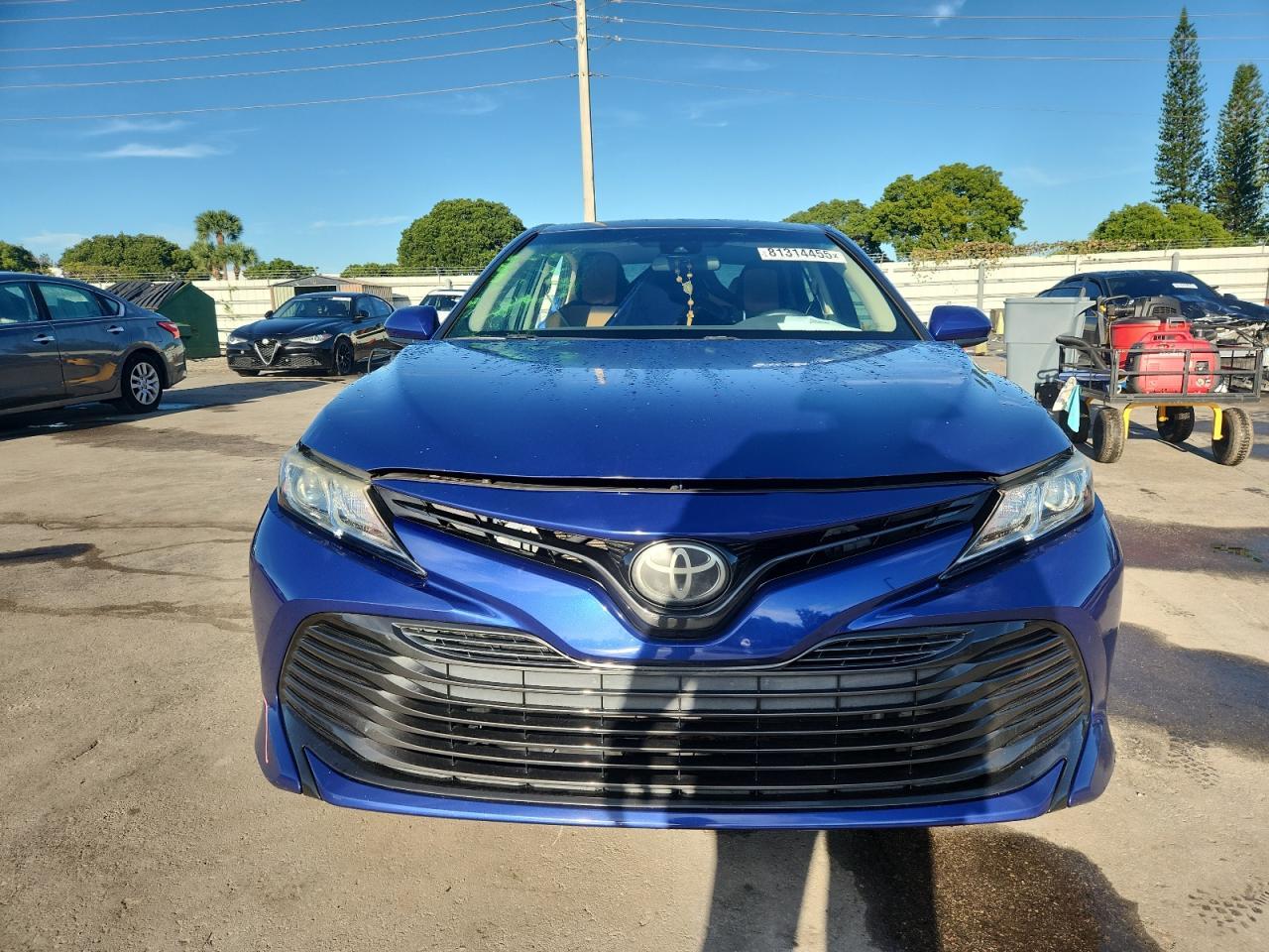 2018 TOYOTA CAMRY