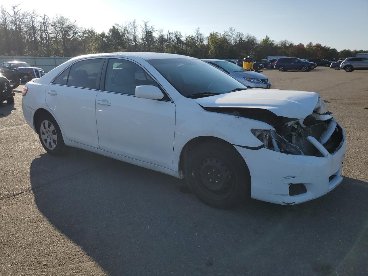 2011 TOYOTA CAMRY
