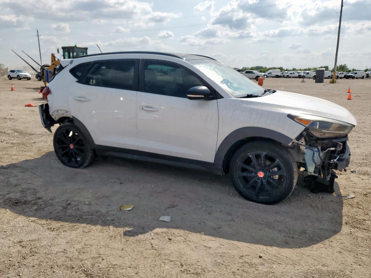 2017 HYUNDAI TUCSON