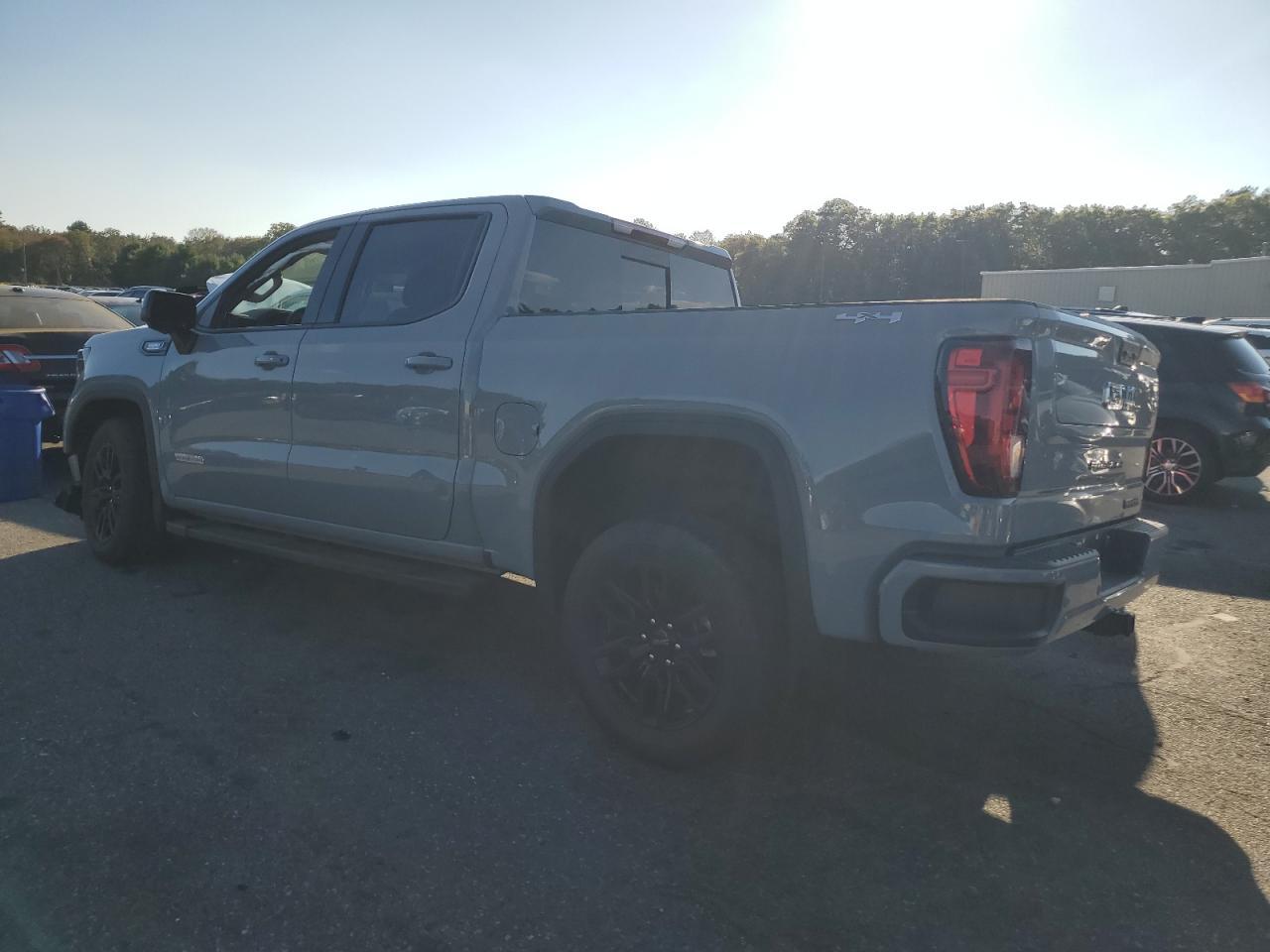 2024 GMC Sierra