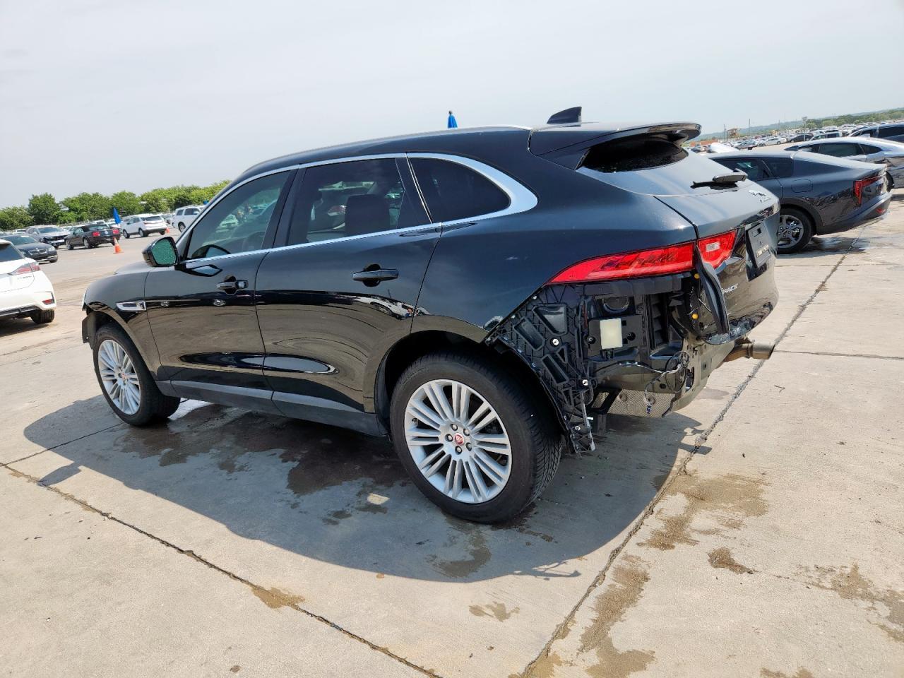 2019 JAGUAR F-Pace