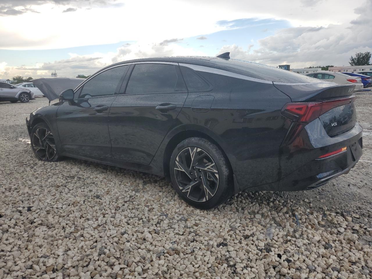 2025 KIA K5