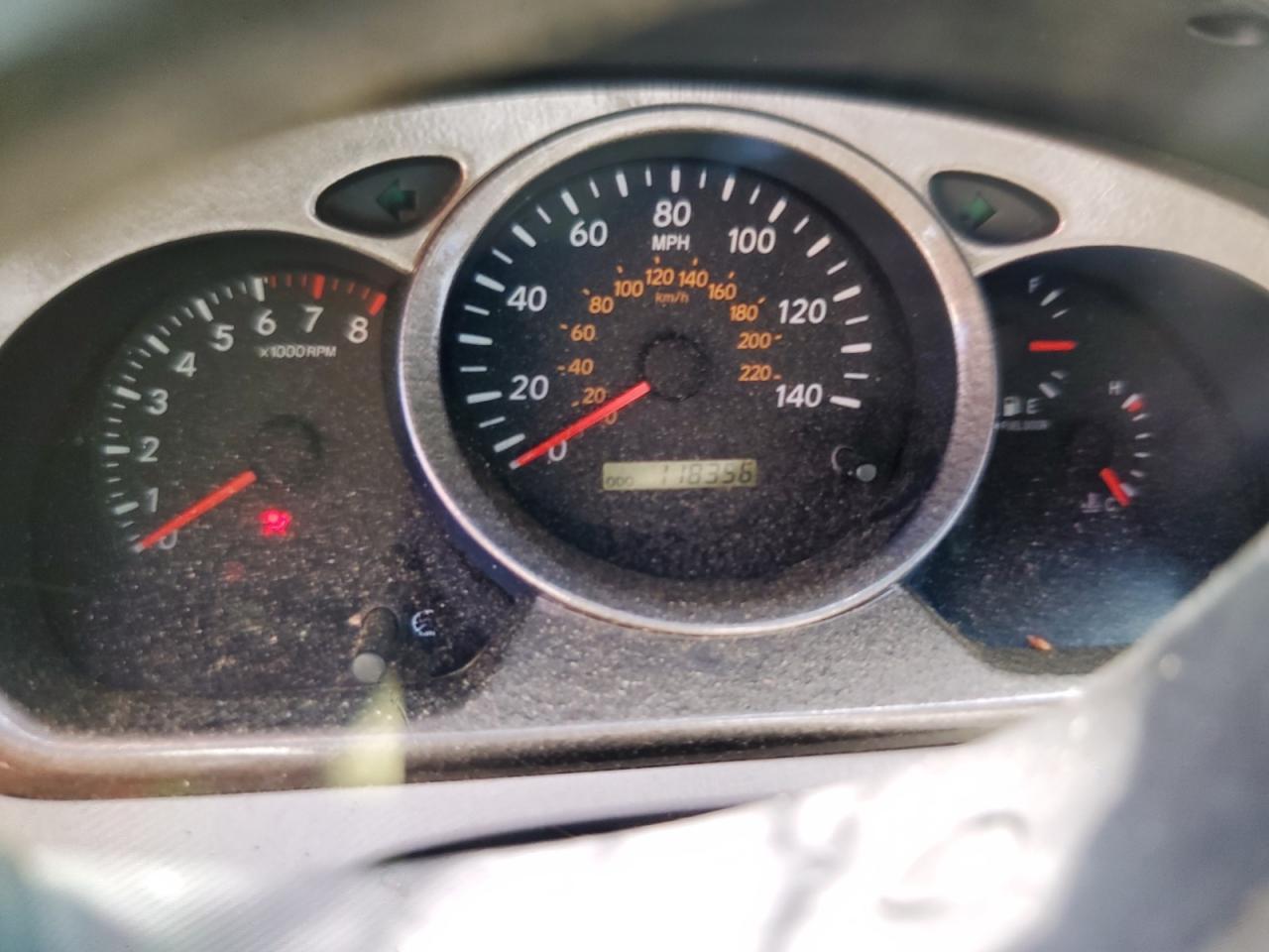 2002 TOYOTA HIGHLANDER