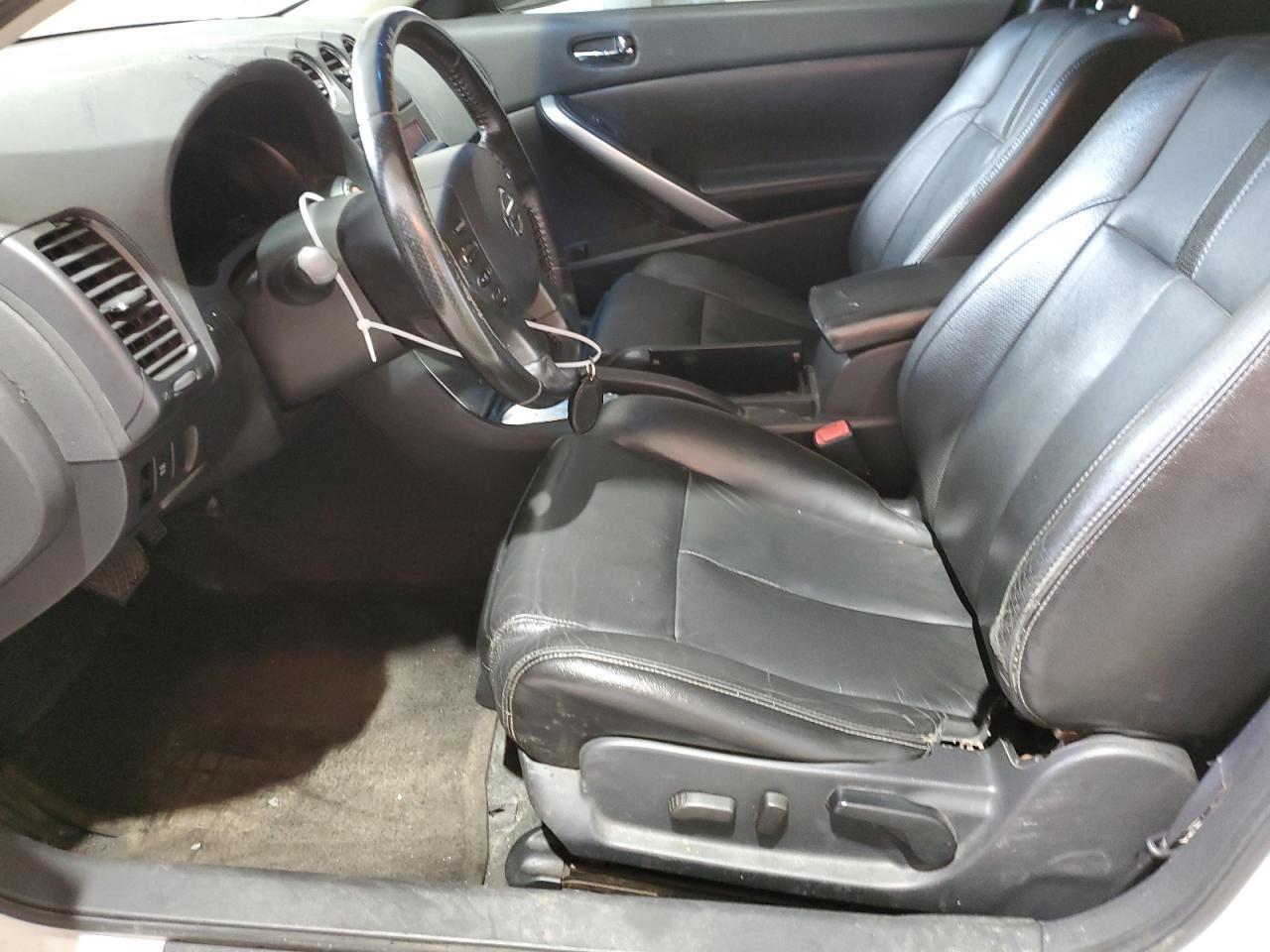 2010 NISSAN ALTIMA