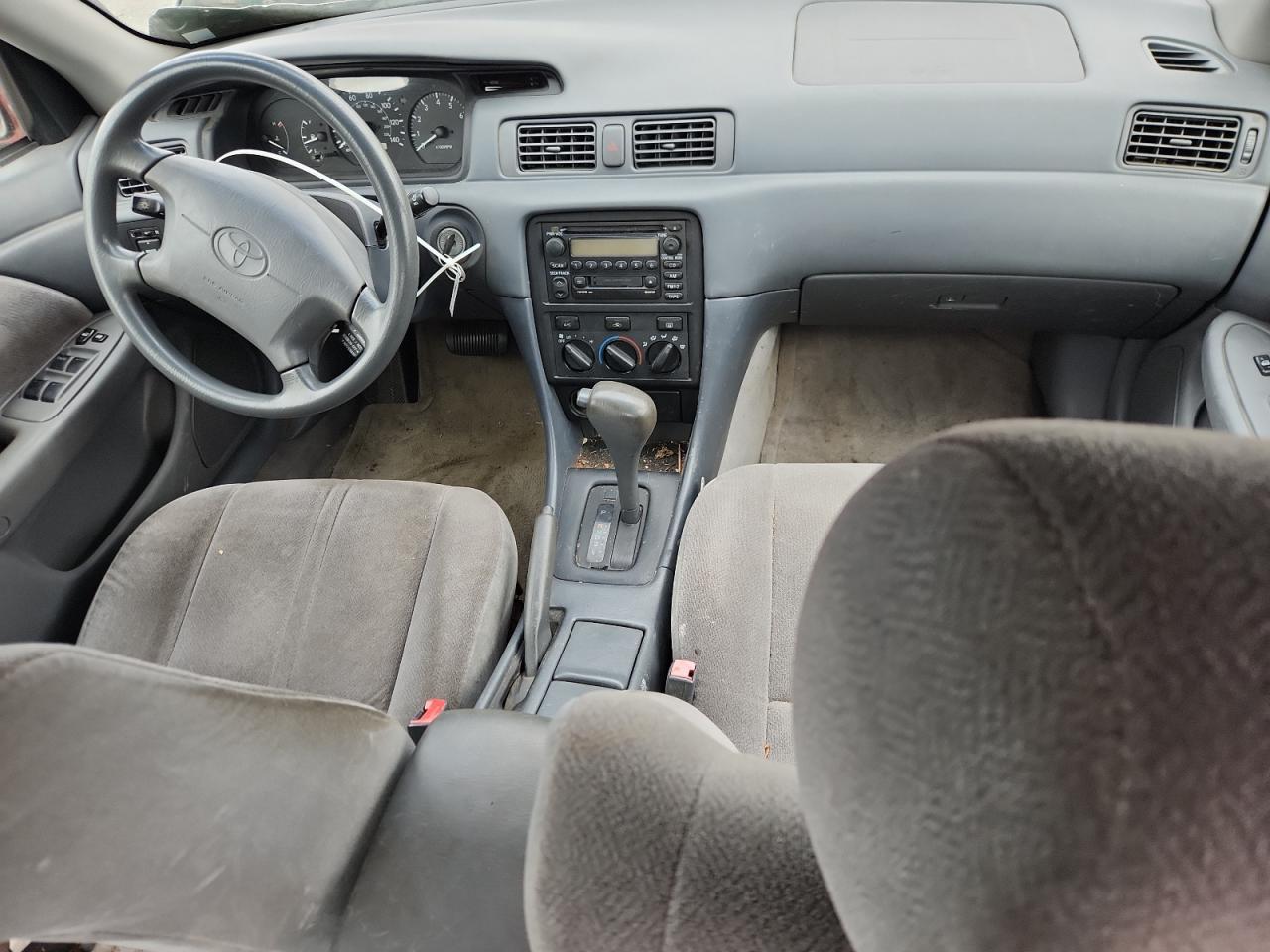 2001 TOYOTA CAMRY