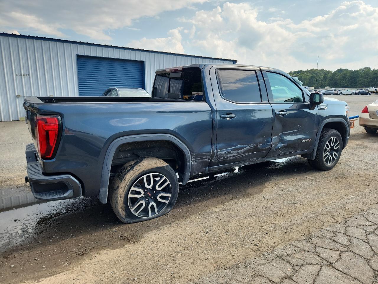 2020 GMC Sierra