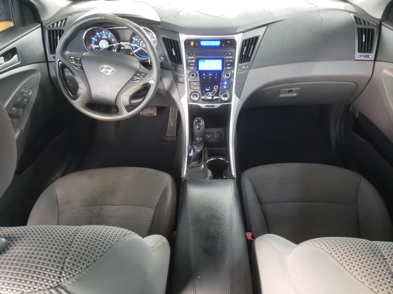 2013 HYUNDAI SONATA