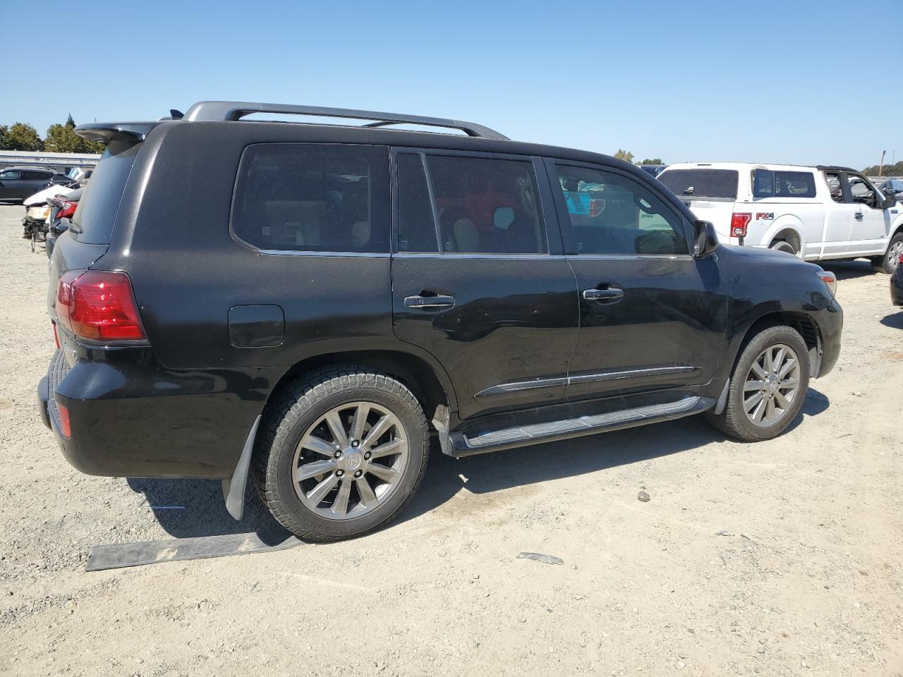 2011 LEXUS LX 570