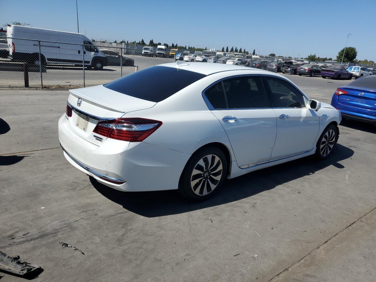 2017 HONDA ACCORD