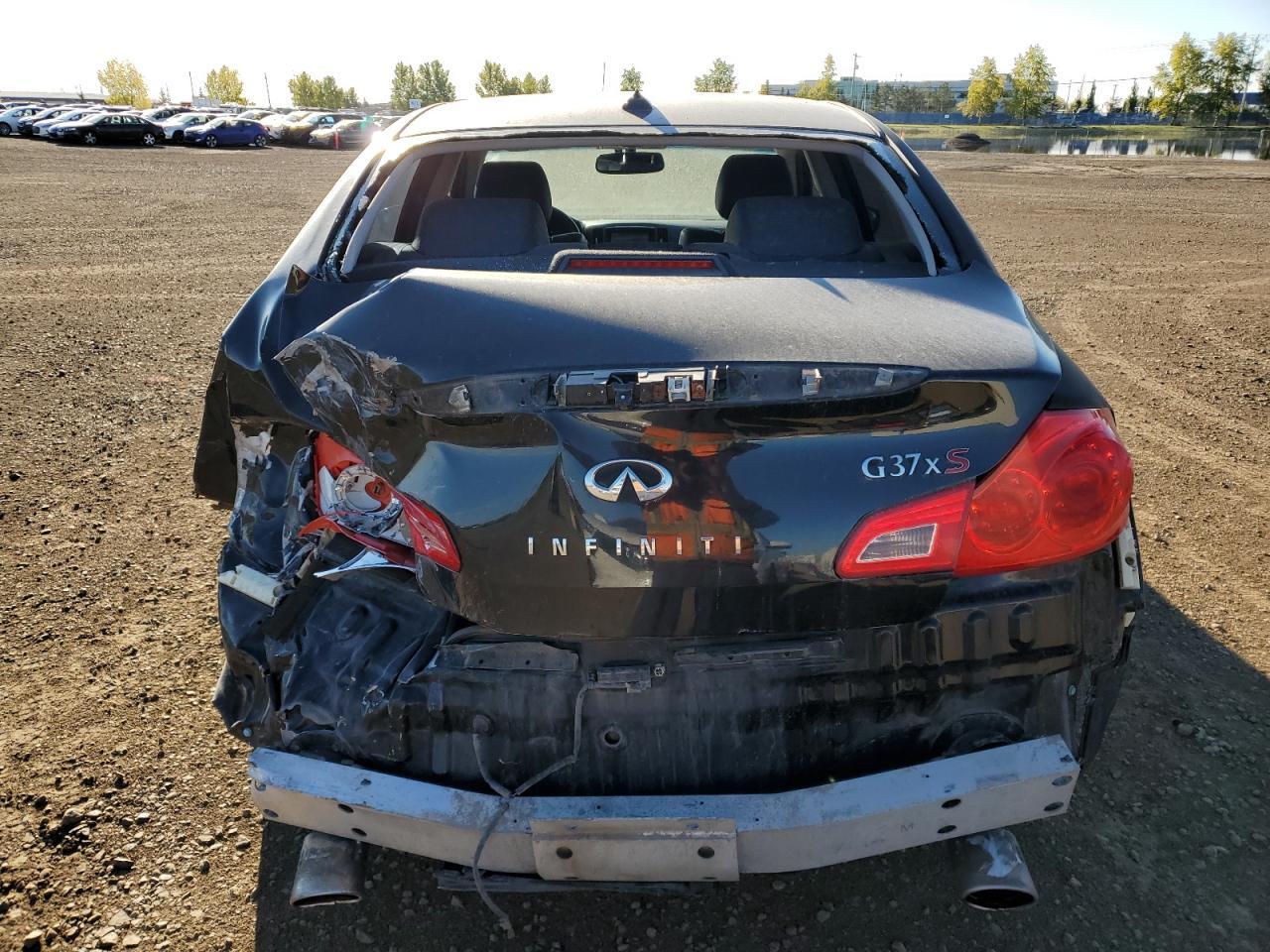 2012 INFINITI G37