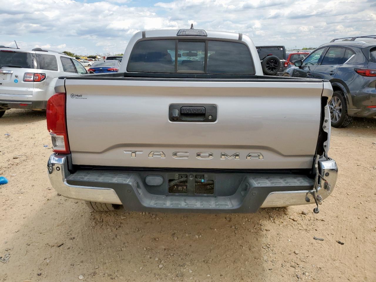 2016 TOYOTA TACOMA