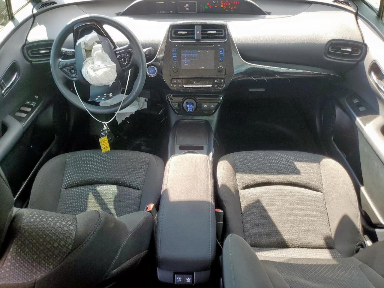 2019 TOYOTA PRIUS