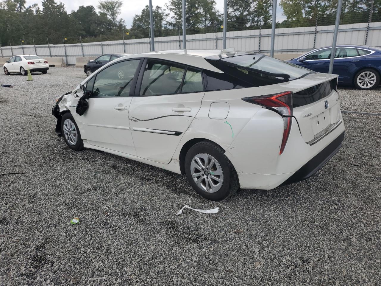 2017 TOYOTA PRIUS