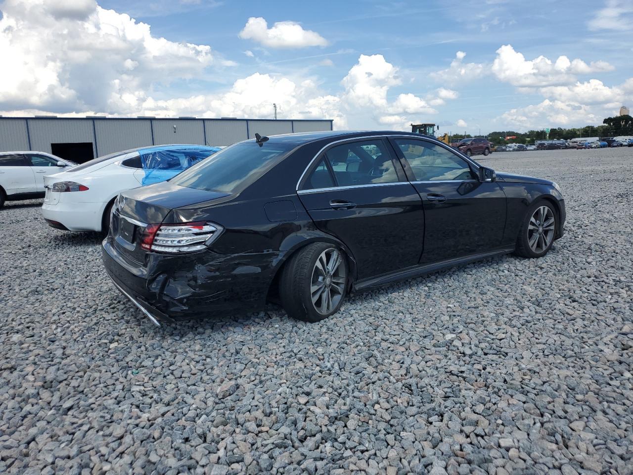 2016 MERCEDES-BENZ E-Class