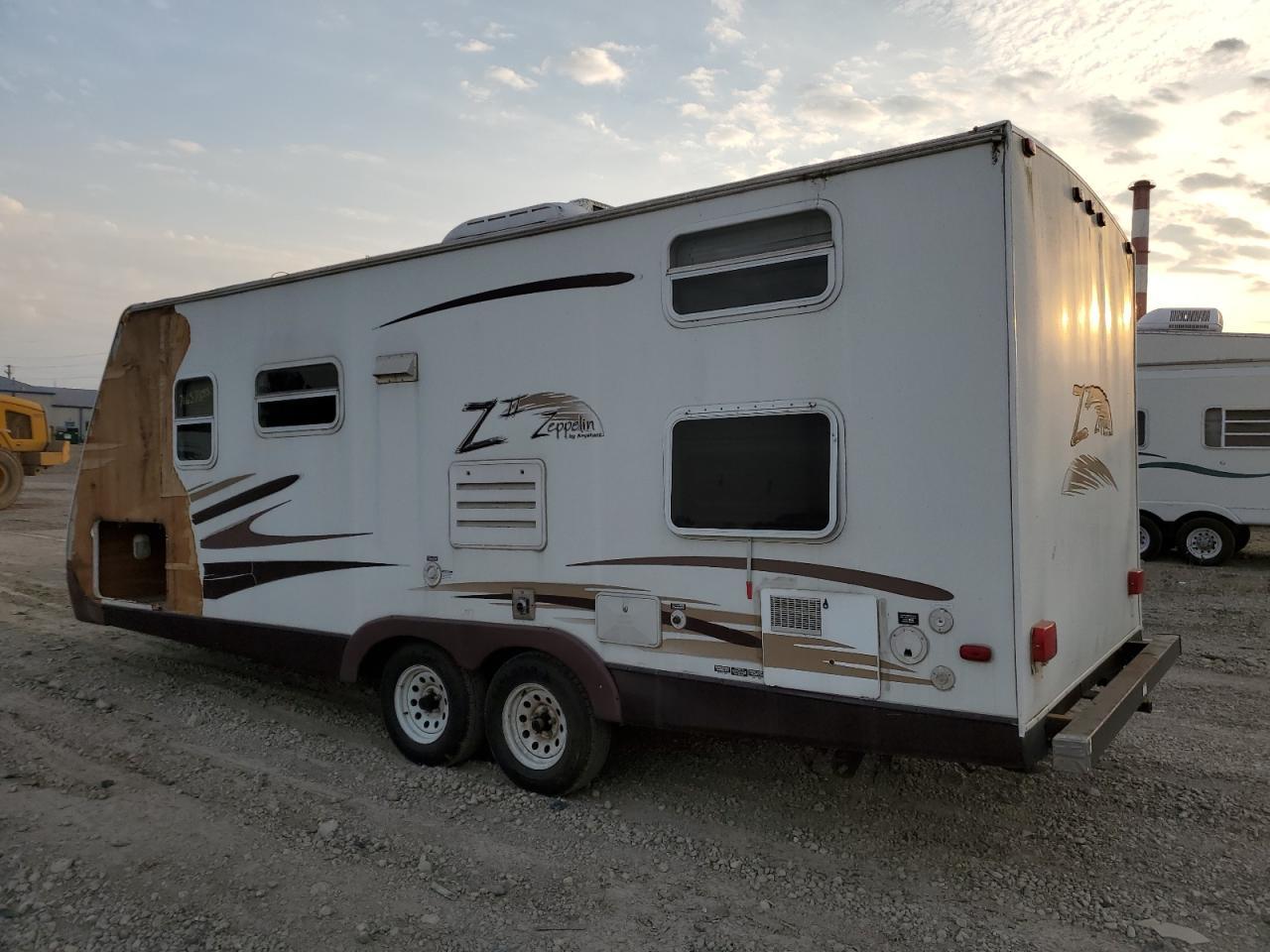 2005 KEYSTONE Zeppelin Z2