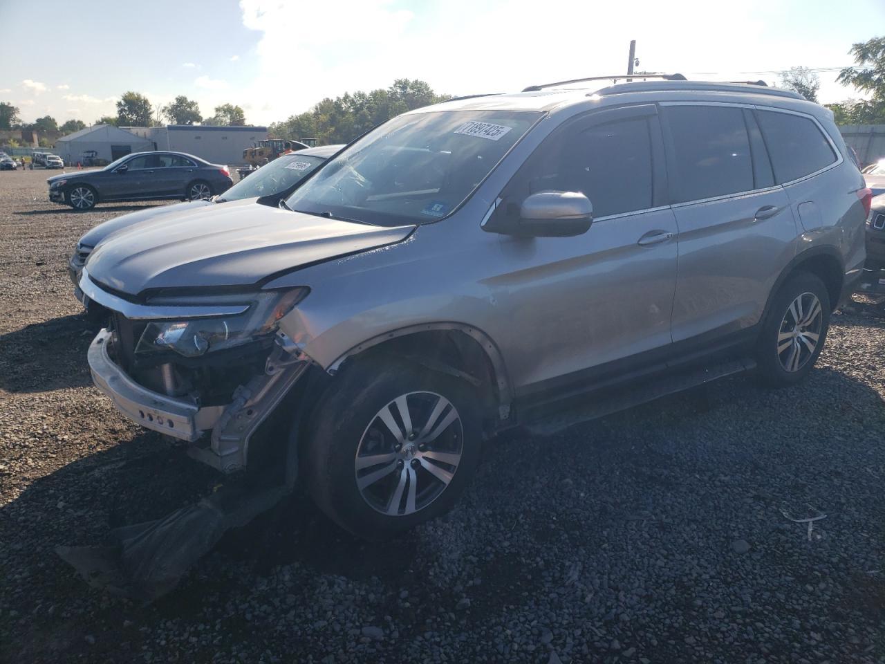 2017 HONDA PILOT