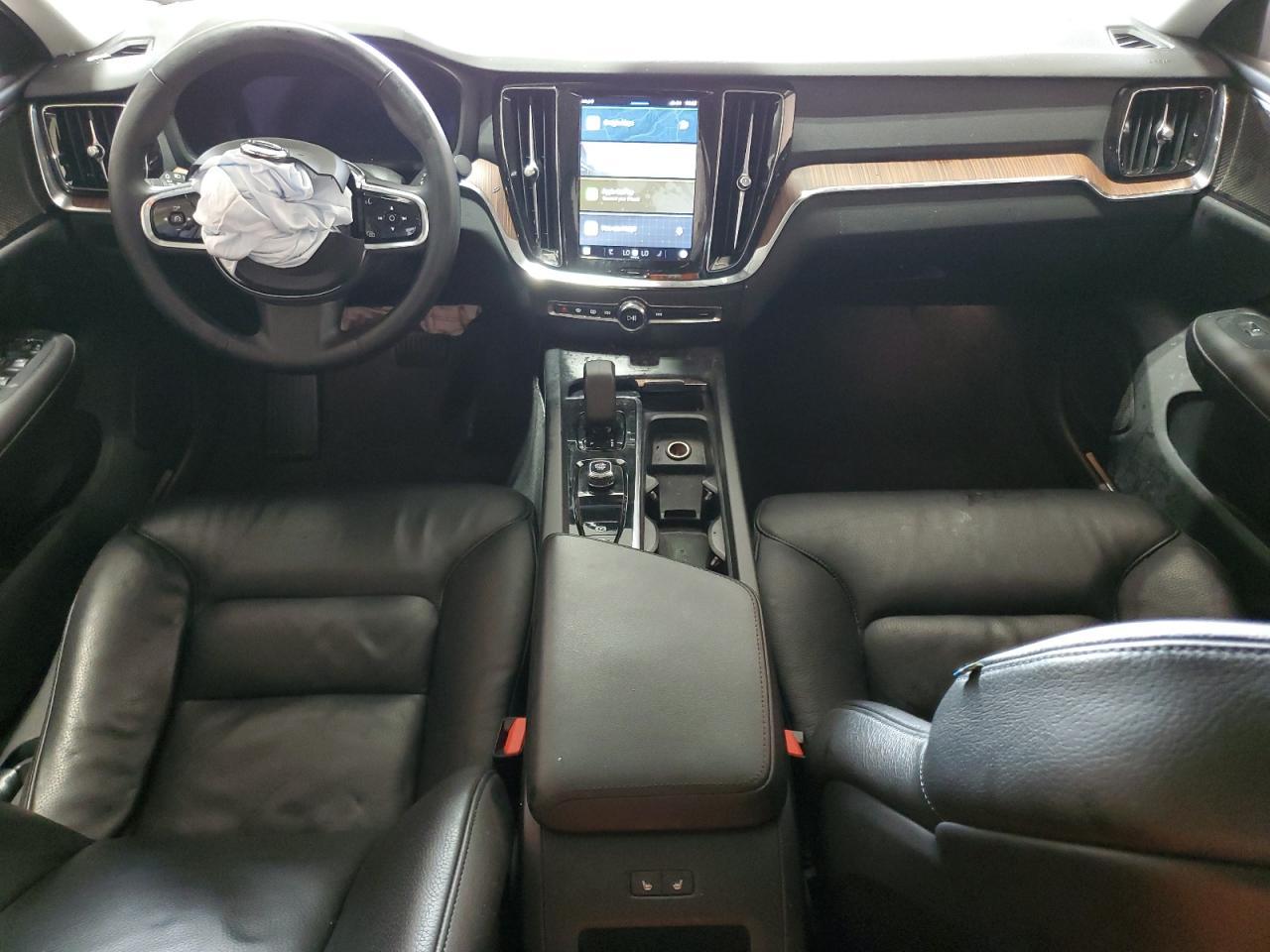 2024 VOLVO S60