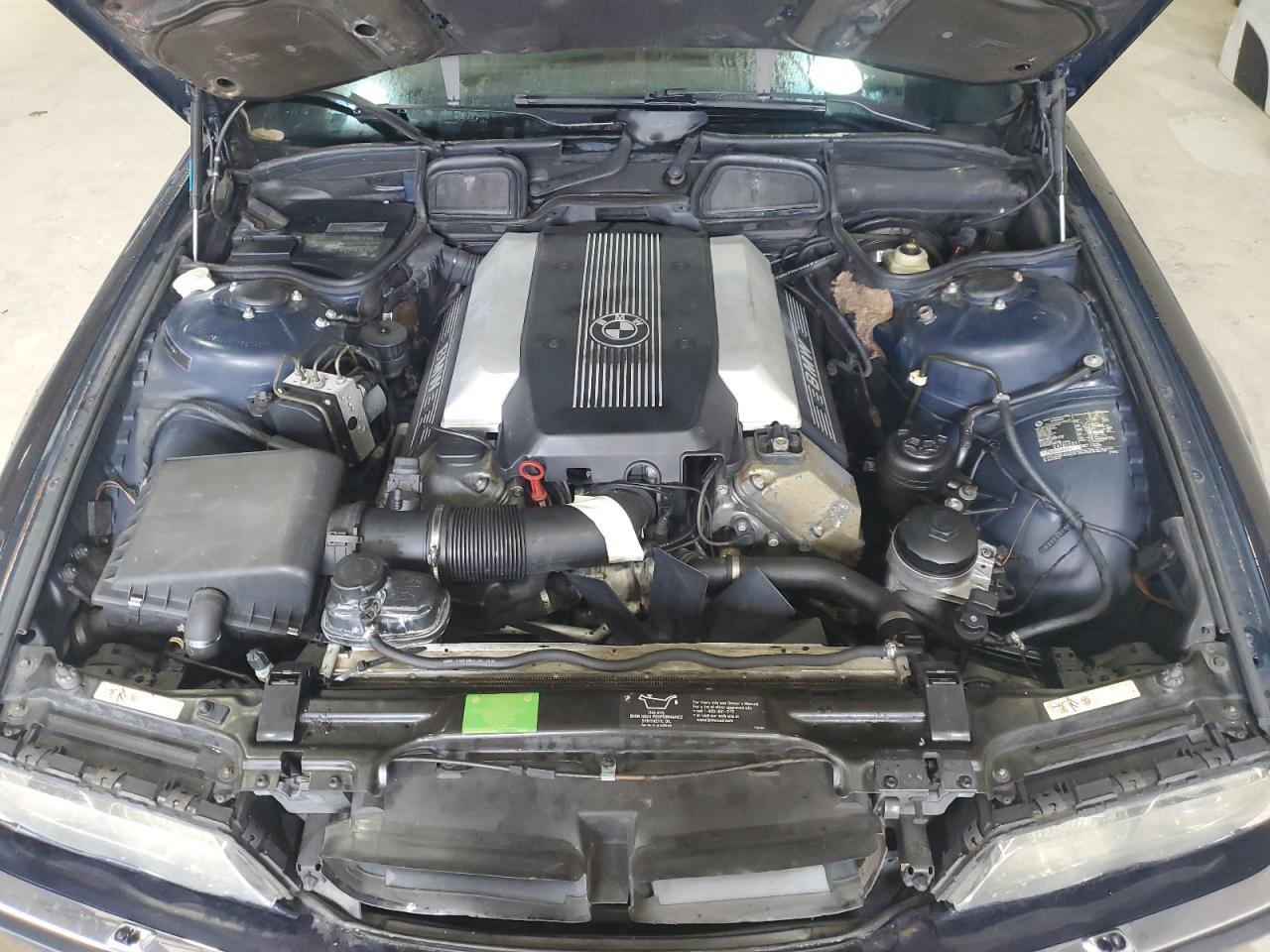 2001 BMW 7 series