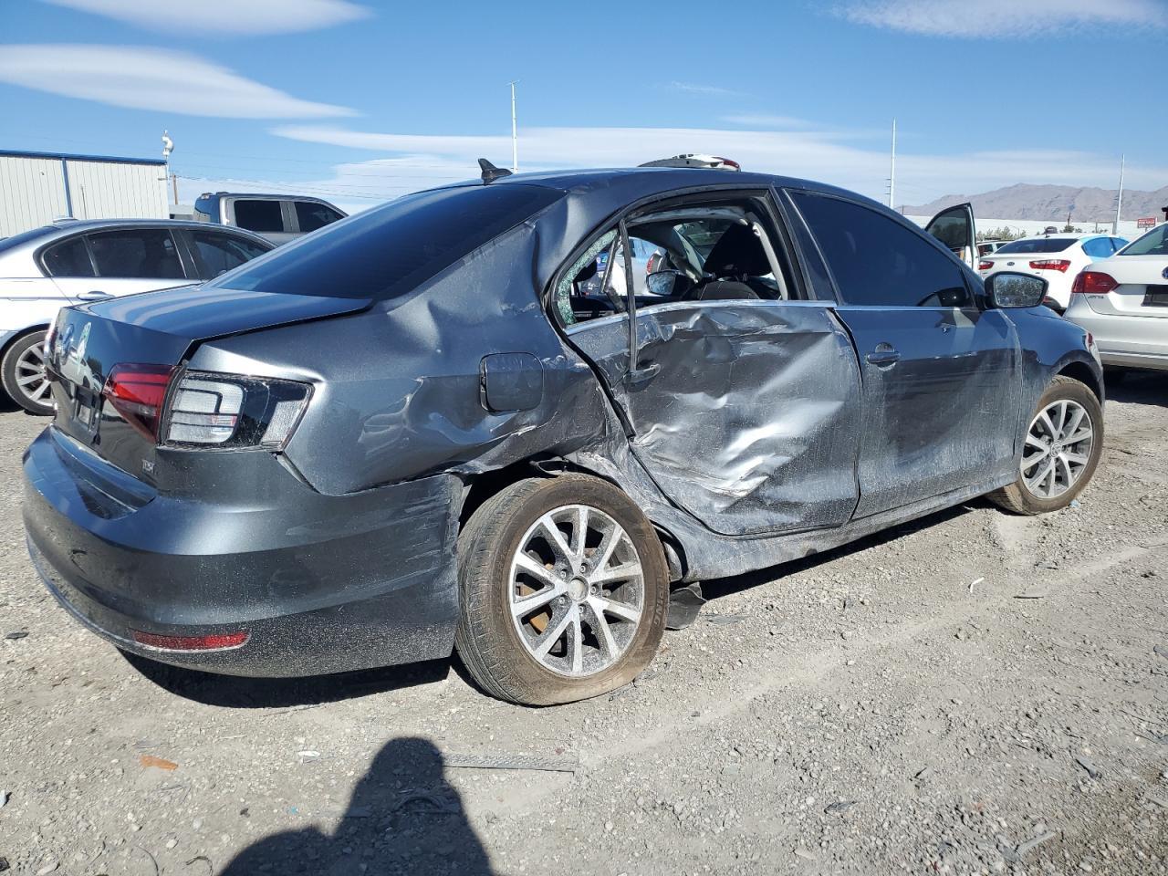 2017 VOLKSWAGEN JETTA