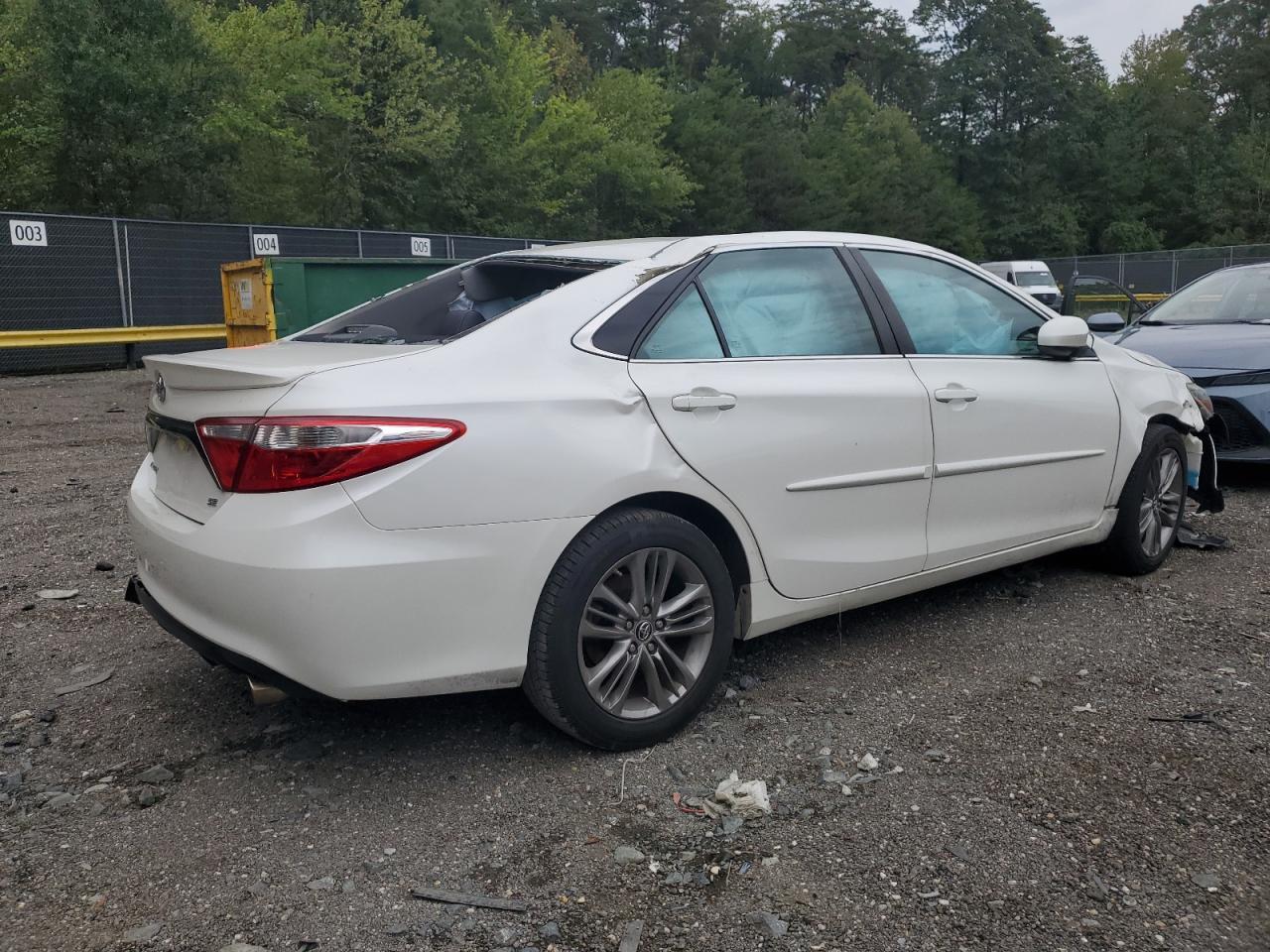 2015 TOYOTA CAMRY