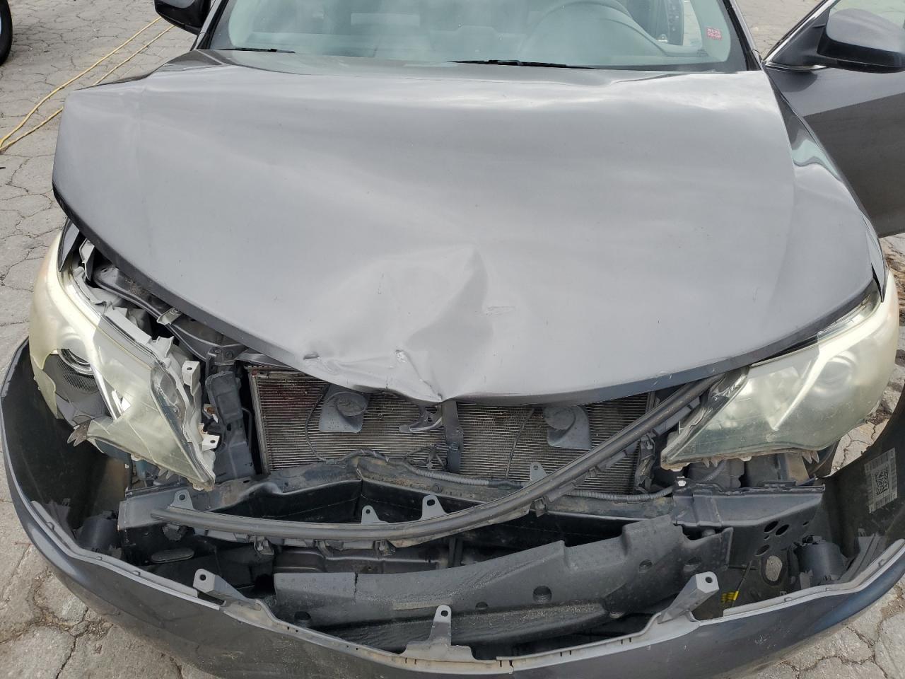2014 TOYOTA CAMRY
