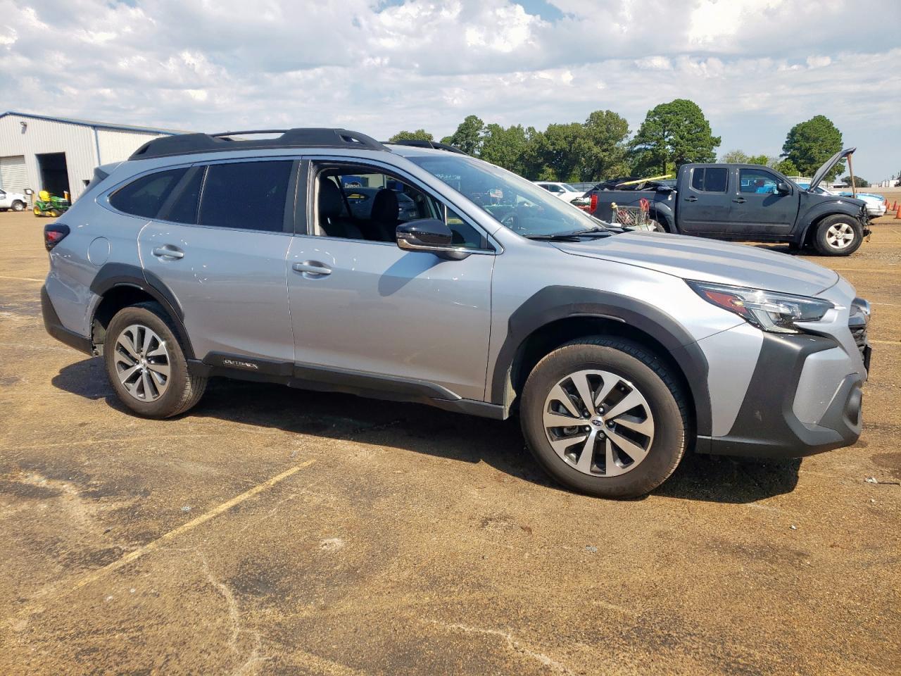 2024 SUBARU Outback