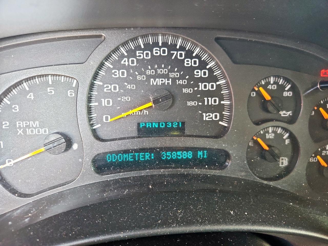 2003 CHEVROLET Tahoe