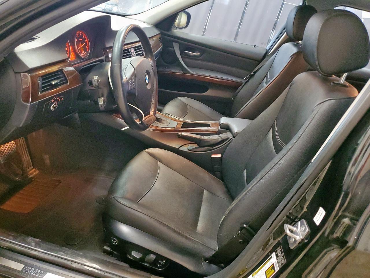 2011 BMW 3 SERIES