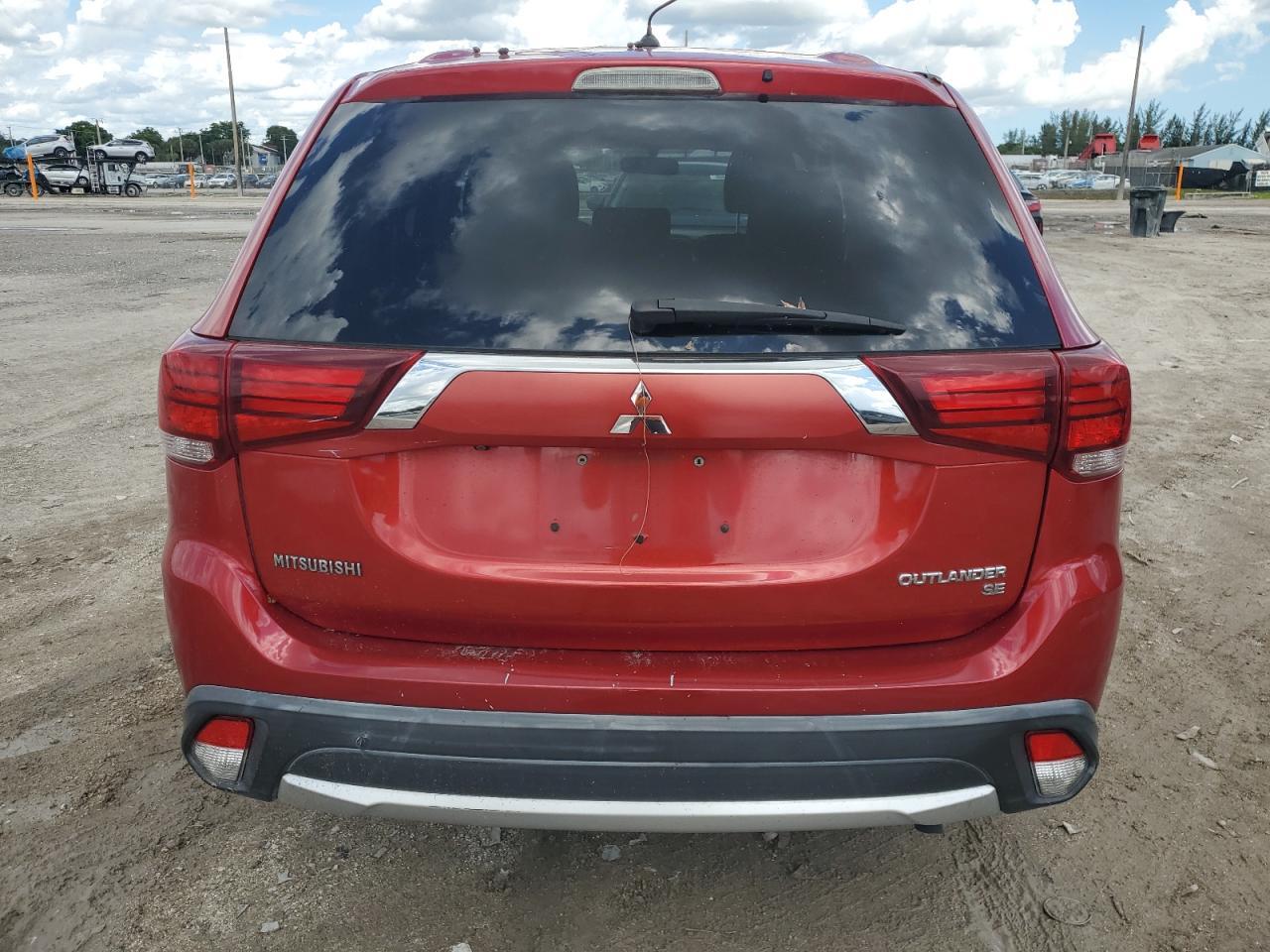 2016 MITSUBISHI outlander