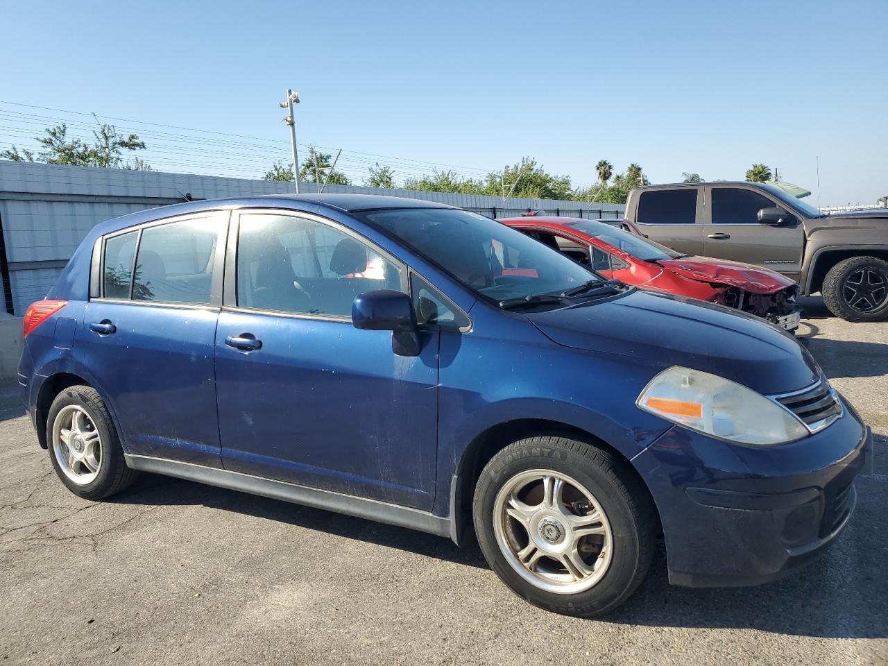 2012 NISSAN VERSA