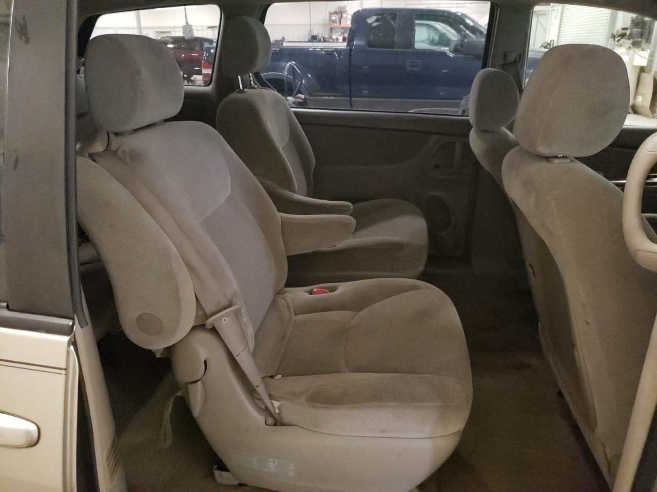 2008 TOYOTA SIENNA