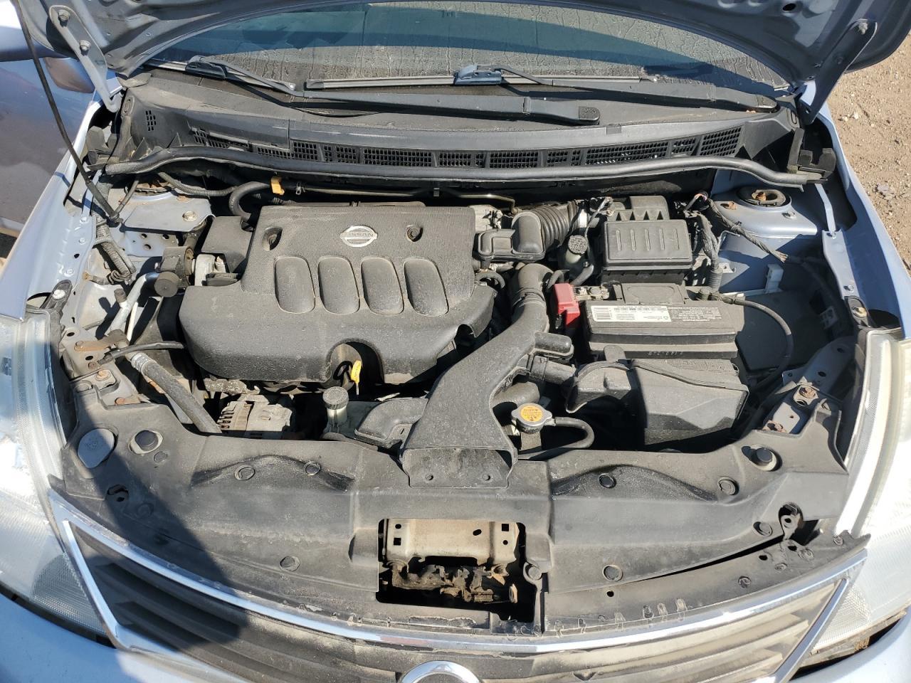 2011 NISSAN VERSA