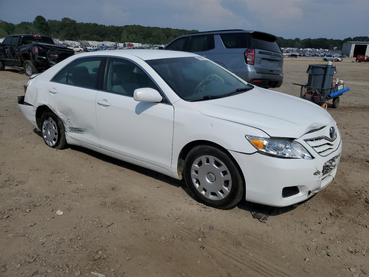2011 TOYOTA CAMRY