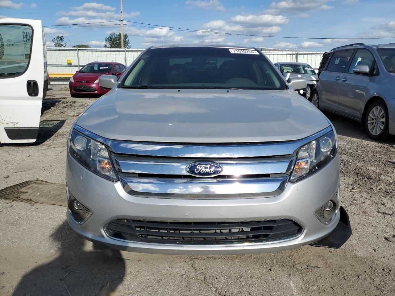 2012 FORD FUSION