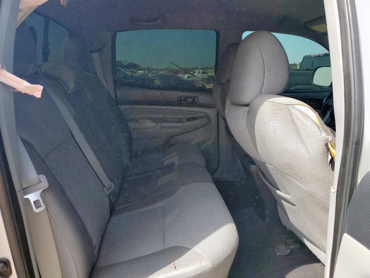 2013 TOYOTA TACOMA